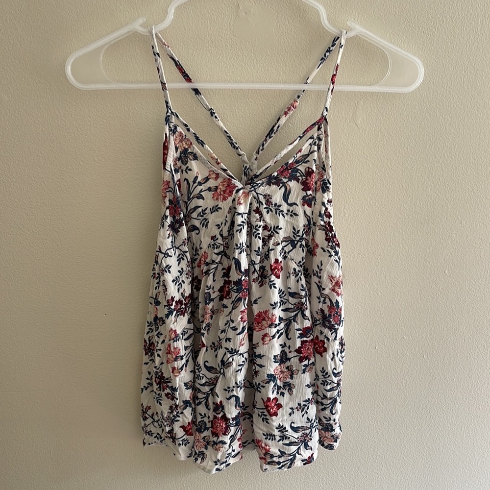 American eagle tank size small